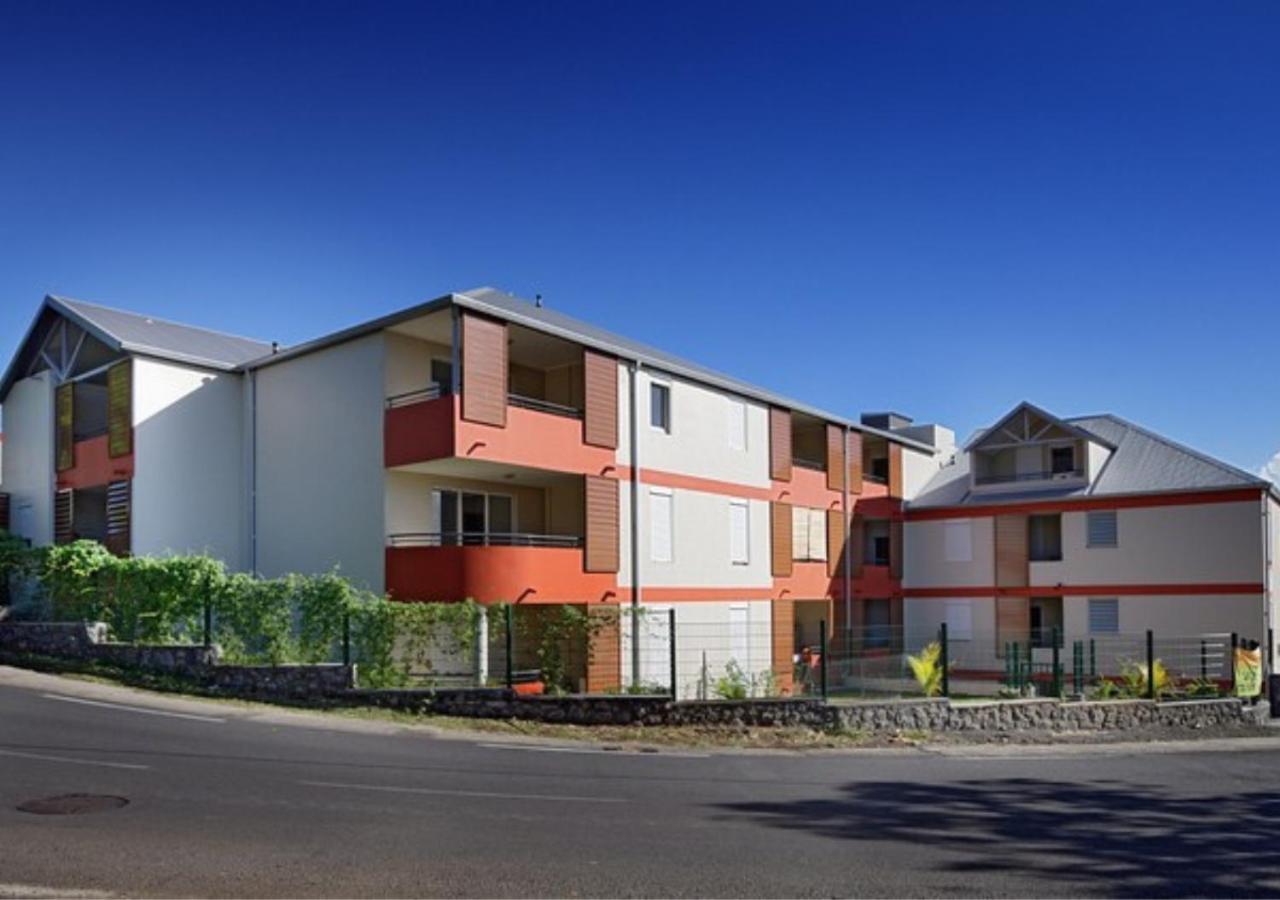 Apartamento T2 - Sainte-Clotilde - Wifi - A la Nuitée Exterior foto